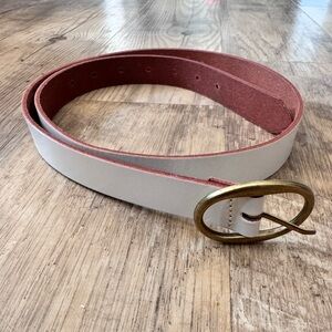 Gap Leather Belt in Bone White with Gold Oval Buckle Size Medium